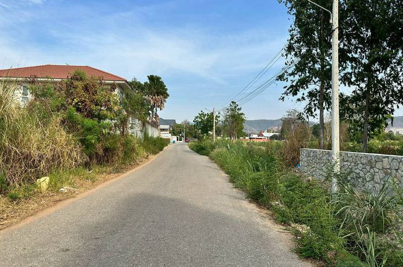 ขายให้เช่า ที่ดินเปล่าแปลงสวย เขตชุมชน หนองมน บางแสน ชลบุรี