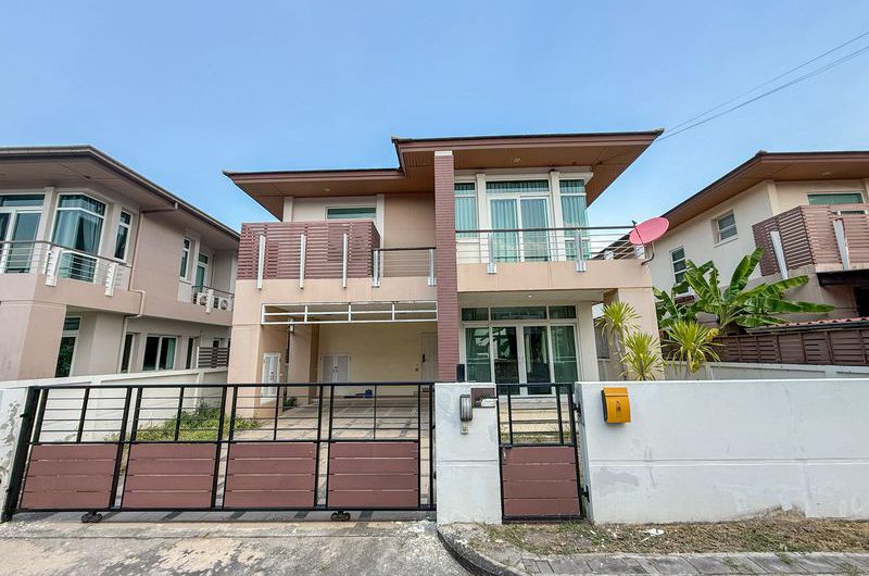 ขายบ้านเดี่ยวศรีราชา สำหรับครอบครัวใหญ่ ในหมู่บ้านคุณภาพ เดอะบูเลอวาร์ด