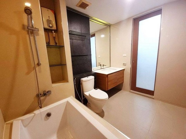 ขายให้เช่า กรีนเลค คอนโดศรีราชา ห้องสวย บรรยากาศดี เงียบสงบ ใกล้แหล่งชุมชน