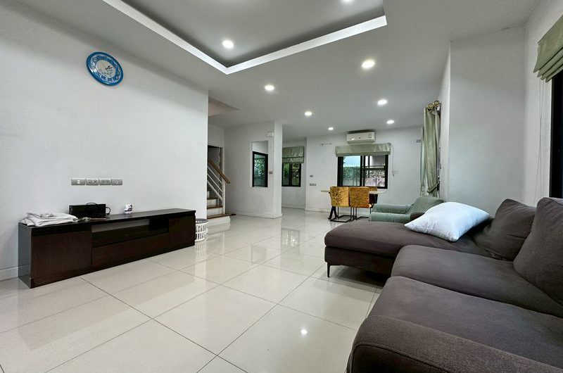 ขายบ้านเดี่ยวศรีราชา ราคาสุดคุ้ม โครงการ มณีรินทร์ ไพรเวซี่ ชากค้อ-หนองขาม ชลบุรี