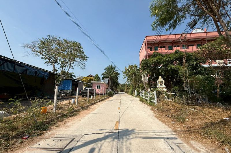 ขายที่ดินศรีราชา แปลงสวย ราคาดี ในซอยหมู่บ้านลัดดาเฮ้าส์