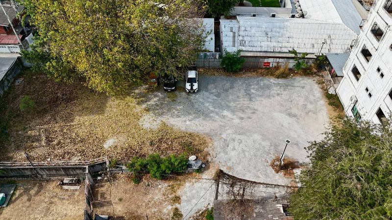 ขายที่ดินใกล้หาดวอนนภา บางแสน แปลงสวย เขตชุมชน