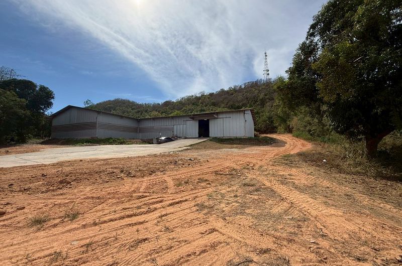 ให้เช่าโกดังราคาดี ศรีราชา ใกล้ท่าเรือแหลมฉบัง พื้นที่กว้าง