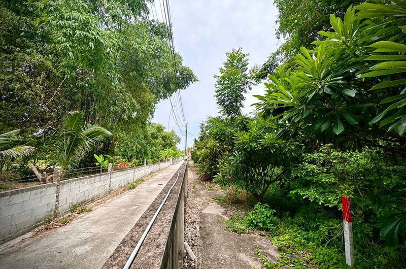 ขายที่ดินเปล่า ไร่กล้วย-นาพร้าว แปลงสวย ทำเลทอง ใกล้โลตัสศรีราชา