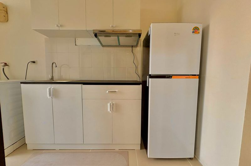 Condo for sale in Sriracha, Laddaview, newly renovated unit, fully furnished, move in Ready