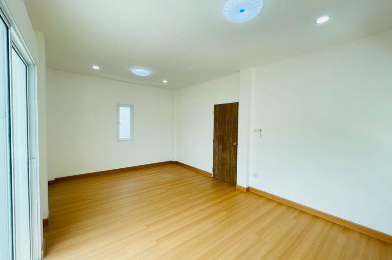 Resale renovated twin house in Metro Park Village, Thung Sukla, Sriracha, Chonburi.