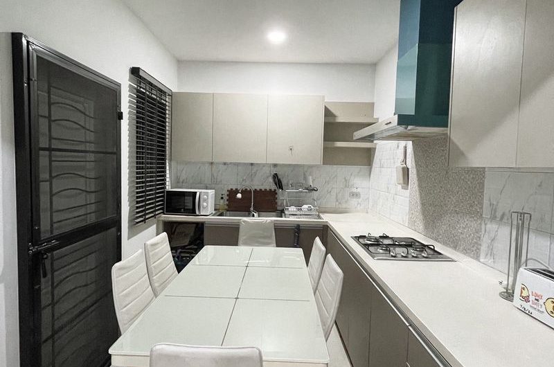 ขาย ให้เช่าบ้านแฝด 2 ชั้น โครงการ มณีรินทร์ไพรเวซี่ หนองขาม ศรีราชา ชลบุรี