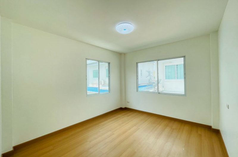 Resale renovated twin house in Metro Park Village, Thung Sukla, Sriracha, Chonburi.