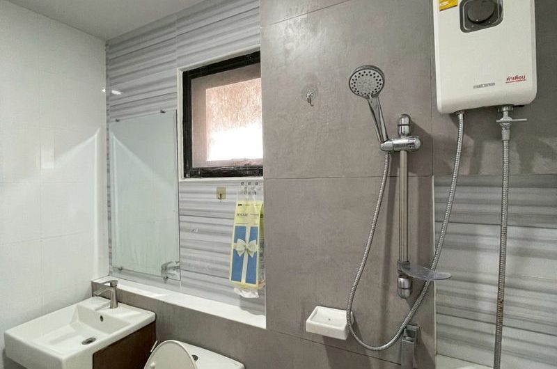 ขาย ให้เช่าบ้านแฝด 2 ชั้น โครงการ มณีรินทร์ไพรเวซี่ หนองขาม ศรีราชา ชลบุรี