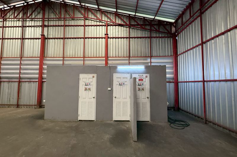 ให้เช่าโกดังราคาดี ศรีราชา ใกล้ท่าเรือแหลมฉบัง พื้นที่กว้าง