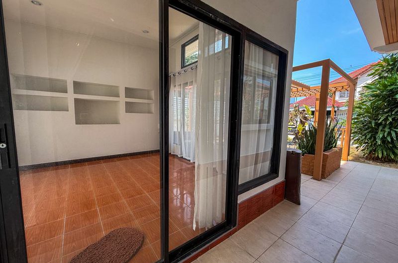 ขายบ้านเดี่ยวชลบุรี บางแสน หลังใหญ่ ทำเลศักยภาพ ใกล้ทะเลบางแสน