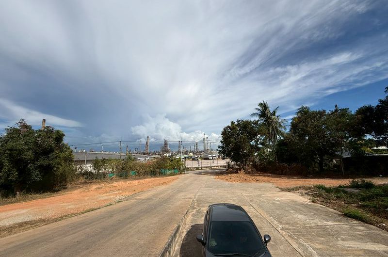 ให้เช่าโกดังราคาดี ศรีราชา ใกล้ท่าเรือแหลมฉบัง พื้นที่กว้าง