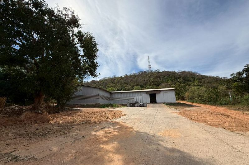 ให้เช่าโกดังราคาดี ศรีราชา ใกล้ท่าเรือแหลมฉบัง พื้นที่กว้าง