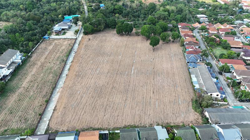 ขายที่ดินเปล่า ไร่กล้วย-นาพร้าว แปลงสวย ทำเลทอง ใกล้โลตัสศรีราชา