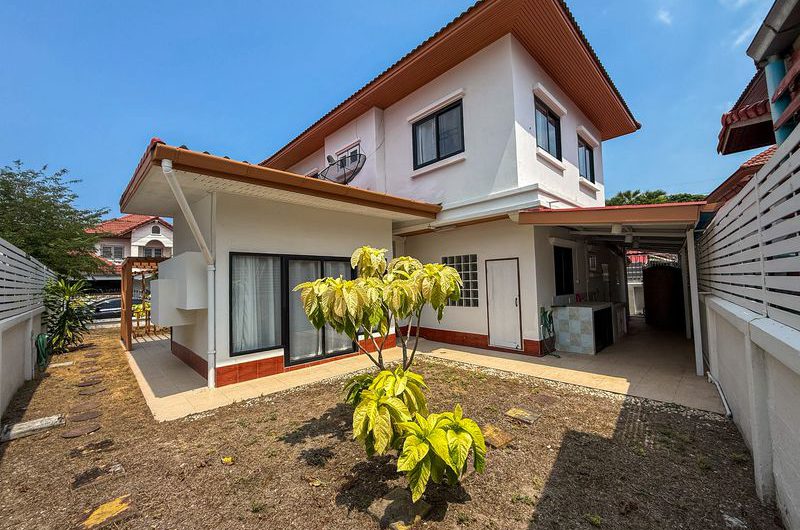 ขายบ้านเดี่ยวชลบุรี บางแสน หลังใหญ่ ทำเลศักยภาพ ใกล้ทะเลบางแสน