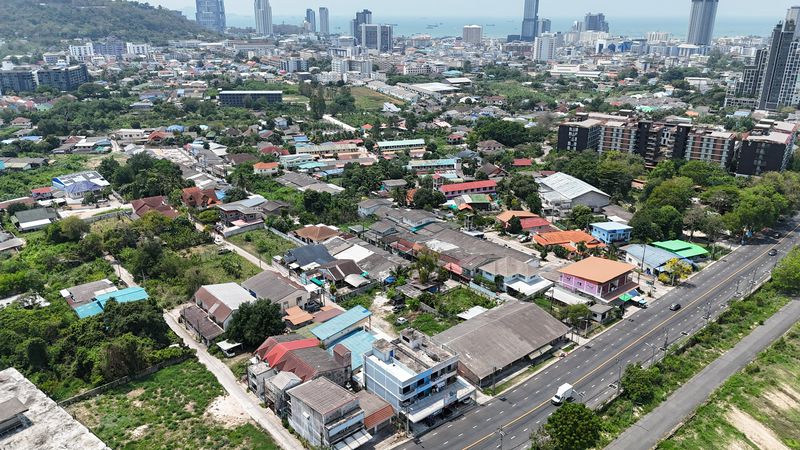 ขายที่ดิน ทำเลทอง น่าลงทุน แหล่งชุมชน ใกล้โรงเรียนอัสสัมชัญศรีราชา