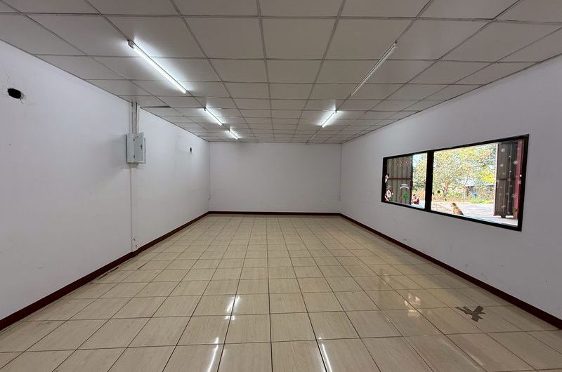 ให้เช่าโกดังราคาดี ศรีราชา ใกล้ท่าเรือแหลมฉบัง พื้นที่กว้าง