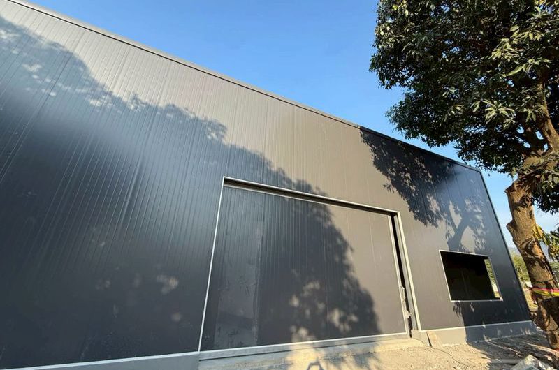 ให้เช่าโรงงารสร้างใหม่ ใกล้มอเตอร์เวย์ ซอยคีรีนคร 10 ชลบุรี พร้อมใช้งาน