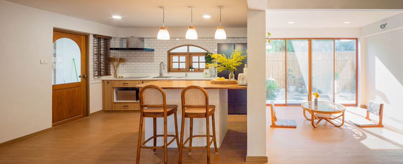 Detached house in Sriracha, city center, residential area, prime location, near Assumption Sriracha School.