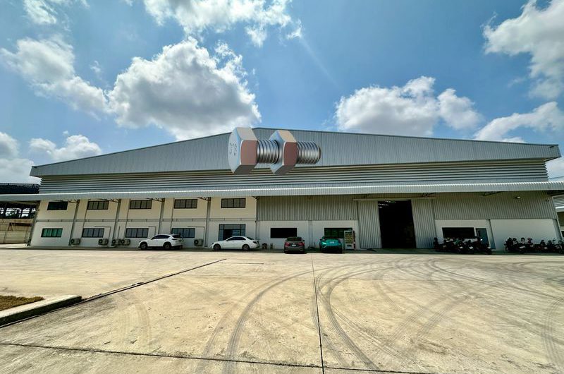 ขายโรงงานสร้างใหม่ ชลบุรี โซนเขาไม้แก้ว มีใบ รง. พร้อมใช้งาน