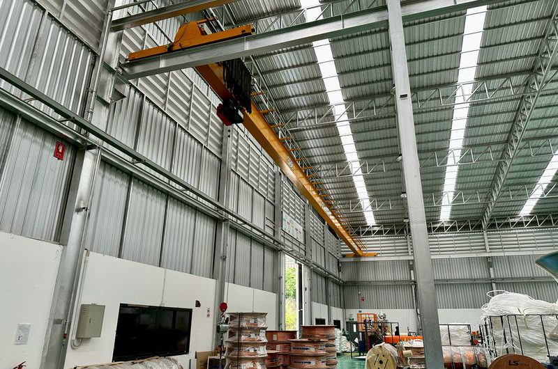 ขายโรงงานสร้างใหม่ ชลบุรี โซนเขาไม้แก้ว มีใบ รง. พร้อมใช้งาน