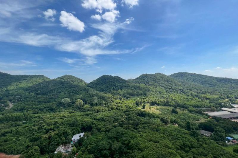 คอนโดศรีราชาพร้อมอยู่ ไนท์บริดจ์ ดิ โอเชี่ยน ห้องแต่งสวย ชั้นสูง วิวเขา