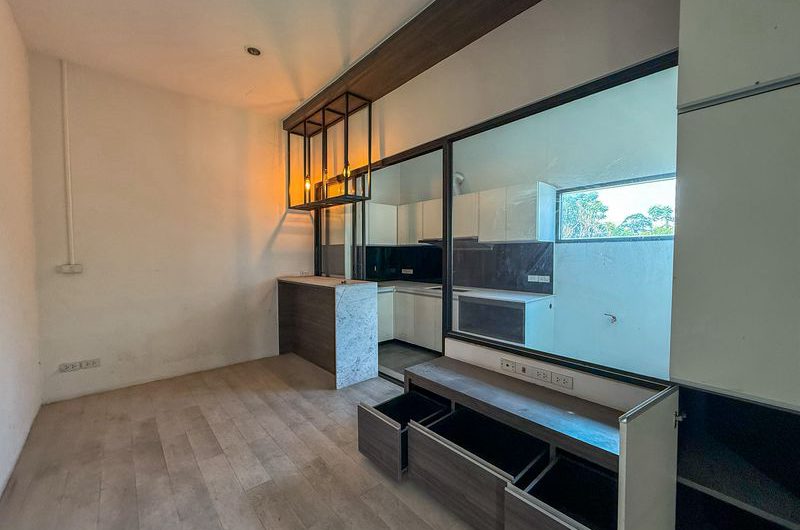 ขายโฮมออฟฟิศ โซนบึง ศรีราชา ชลบุรี ทำเลดี พร้อมใช้งานทันที