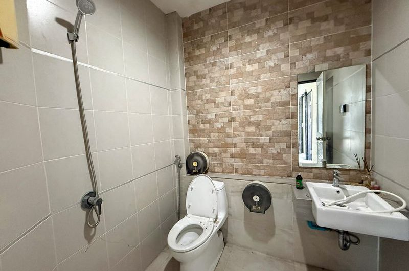 ขายโฮมออฟฟิศ โซนบึง ศรีราชา ชลบุรี ทำเลดี พร้อมใช้งานทันที