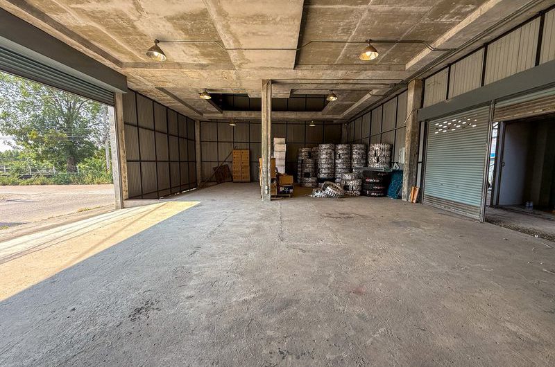 ขายโฮมออฟฟิศ โซนบึง ศรีราชา ชลบุรี ทำเลดี พร้อมใช้งานทันที