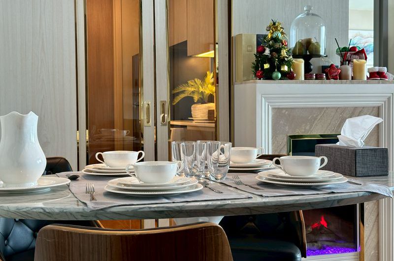 Luxury condo for sale, Marina Bayfront Sriracha. Stunning sea view, excellent location.