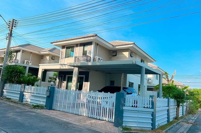 บ้านเดี่ยวพร้อมอยู่ โครงการไลฟ์ อิน เดอะ การ์เด้น ทำเลศักยภาพ ศรีราชา