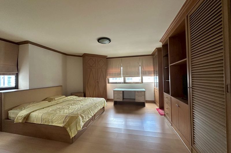 ขาย ให้เช่าคอนโด อีสเทิร์น ทาวเวอร์ ศรีราชา เหมาะลงทุน ปล่อยเช่าง่าย