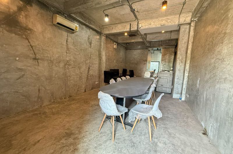 ขายโฮมออฟฟิศ โซนบึง ศรีราชา ชลบุรี ทำเลดี พร้อมใช้งานทันที