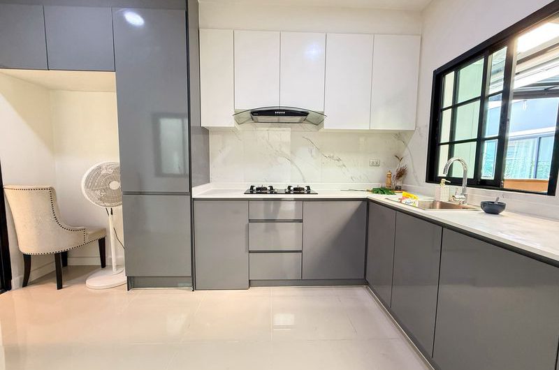 บ้านเดี่ยวพร้อมอยู่ มณีรินทร์ปาร์ค ศรีราชา ทำเลดี ใกล้แหล่งงาน