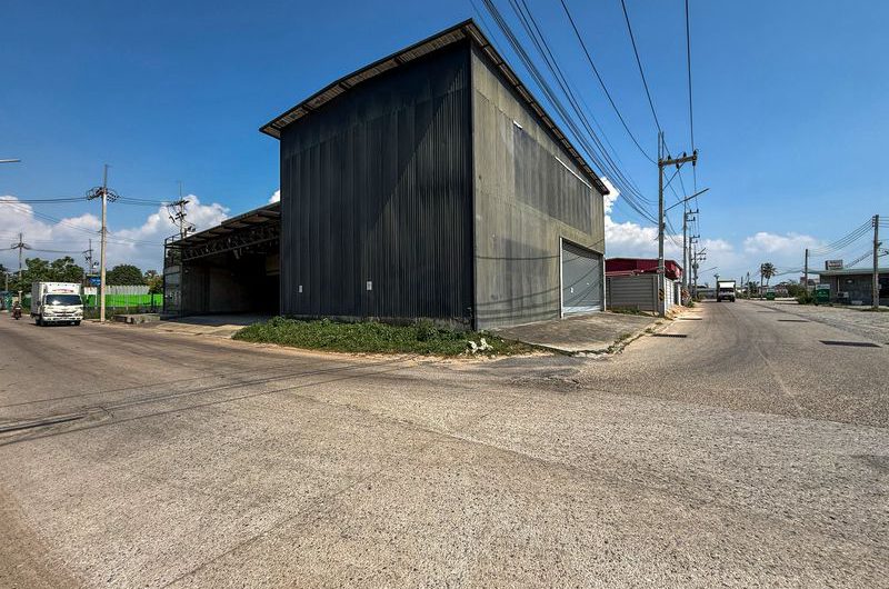 ขายโฮมออฟฟิศ โซนบึง ศรีราชา ชลบุรี ทำเลดี พร้อมใช้งานทันที