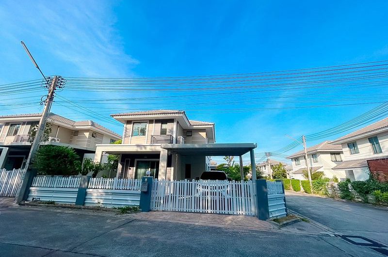 บ้านเดี่ยวพร้อมอยู่ โครงการไลฟ์ อิน เดอะ การ์เด้น ทำเลศักยภาพ ศรีราชา