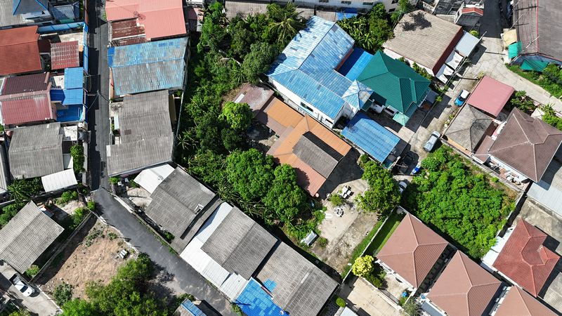 ที่ดินพร้อมสิ่งปลูกสร้าง ทำเลดีน่าลงทุน ซอยเขาแต่งอ่อน-ห้วยยายพรหม 22