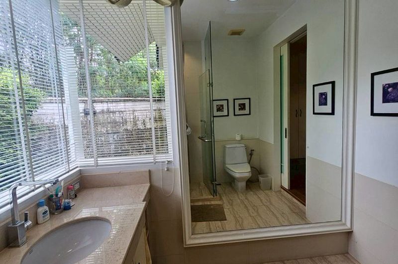 Detached house in Chonburi, prime location near shopping malls, schools, and markets, in the Bangsaen Mahanakhon project.