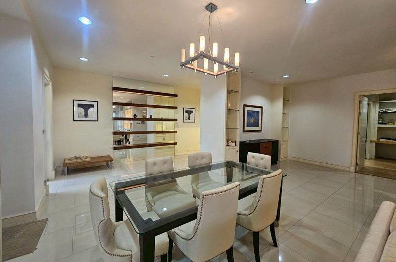 Detached house in Chonburi, prime location near shopping malls, schools, and markets, in the Bangsaen Mahanakhon project.