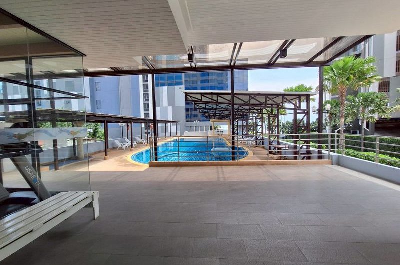 Selling quality Sriracha Bay View condos in the heart of Sriracha city, a vibrant community area.