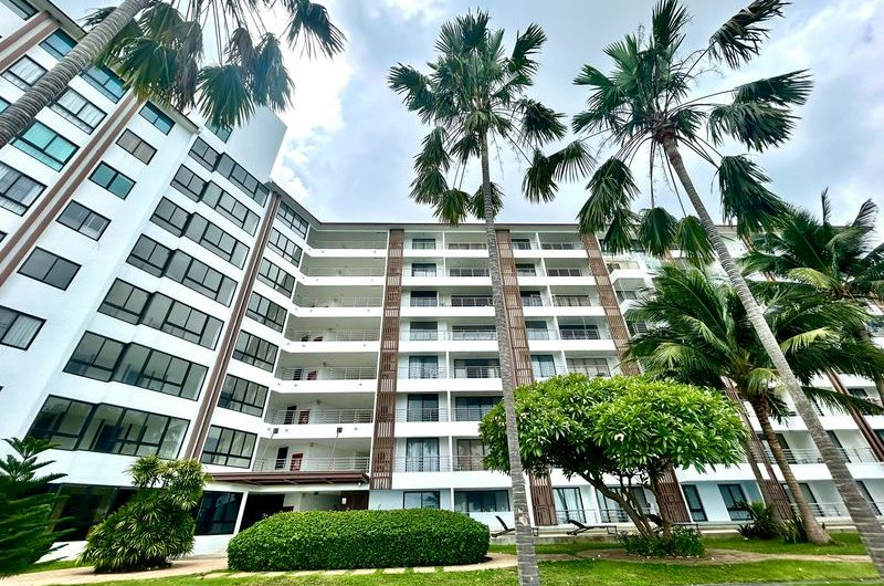 ปล่อยเช่าคอนโดติดทะเล Golden Coast ศรีราชา ทำเลดี ใกล้เซ็นทรัล