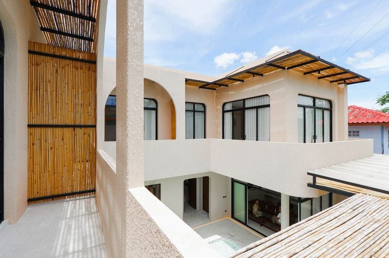 Luxurious minimalist-style pool villa in Sriracha, with private swimming pool, near G Condo.