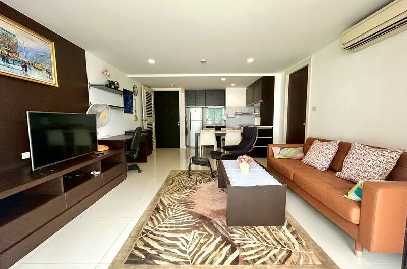 ปล่อยเช่าคอนโดติดทะเล Golden Coast ศรีราชา ทำเลดี ใกล้เซ็นทรัล