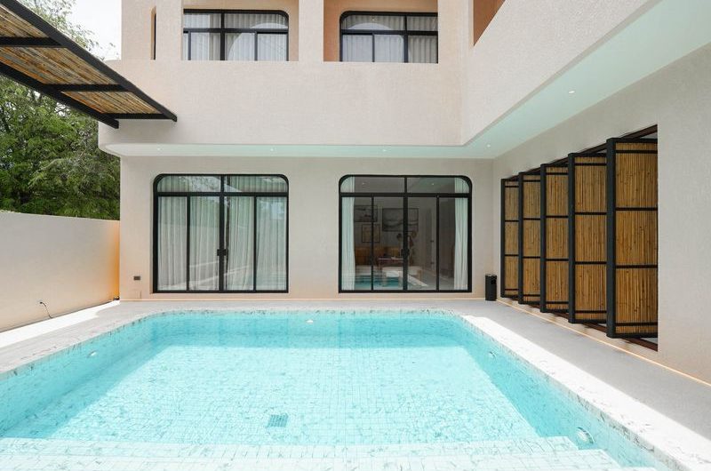 Luxurious minimalist-style pool villa in Sriracha, with private swimming pool, near G Condo.