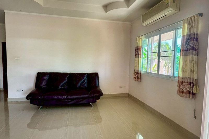 บ้านเช่าศรีราชา หมู่บ้านณฐาวดี 4 บรรยากาศร่มรื่น เหมาะสำหรับครอบครัว