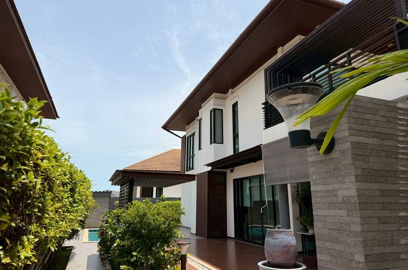 ขายบ้านเดี่ยวบางแสน ชลบุรี สไตล์Modern Tropica โครงการหรูนคราทรัพย์