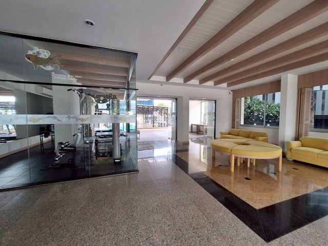 Selling quality Sriracha Bay View condos in the heart of Sriracha city, a vibrant community area.