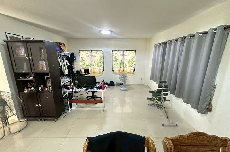 บ้านเดี่ยวมือสองชลบุรี โครงการ ปิยะวัฒน์ 2 อ่างศิลา ทำเลดี บรรยากาศอบอุ่น