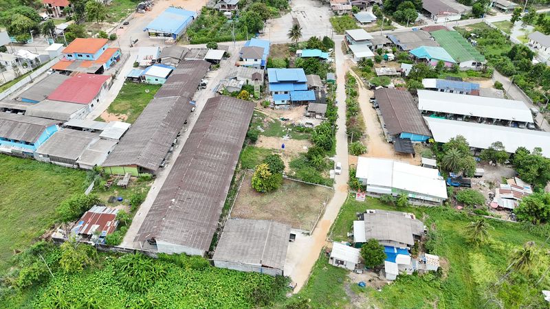ขายที่ดินทำเลศรีราชา-หนองขาม แปลงสวย ทำเลดี ทรงสี่เหลี่ยม