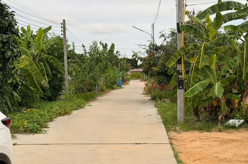 ขายที่ดินทำเลศรีราชา-หนองขาม แปลงสวย ทำเลดี ทรงสี่เหลี่ยม